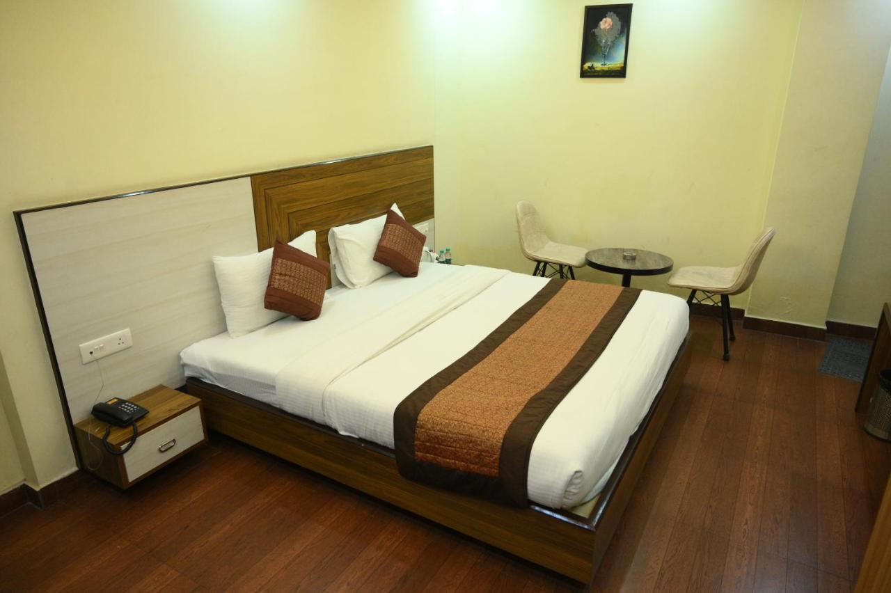 Hotel Grand Kailash,Kotdwāra Exterior photo